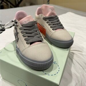 Off-White Sneakers - Women’s size 7